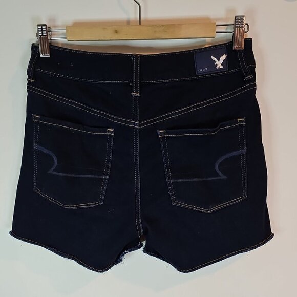 American Eagle Outfitters Size 8 Dark Wash Jean Shorts with Rolled Hems - Picture 6 of 13